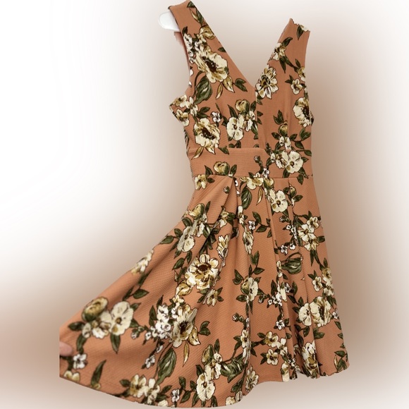 Haute Monde flowered dress. Size L sleeveless - Picture 8 of 12
